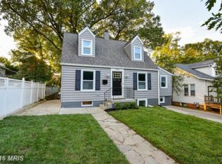 4300 29th St, Mount Rainier, MD 20712