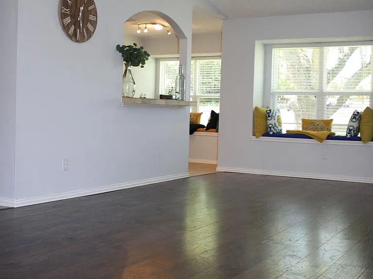 2518 Highdale Dr — Photo 12