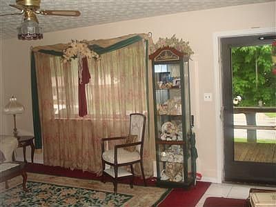 2nd image of 337 Estonia Dr