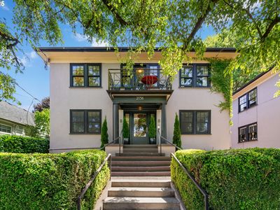 2056 NW Overton St, Portland, OR, 97209