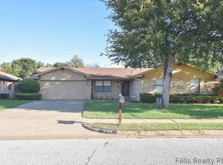 4304 Greenridge, Wichita Falls, TX 76306