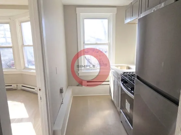 Multi-family building with huge yard, 303 S 6th St APT 3, Reading, PA 19602