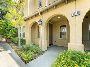 965 Sweetbriar Ln UNIT B, Azusa, CA 91702