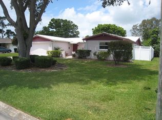 2043 Montana Ave NE, Saint Petersburg, FL 33703