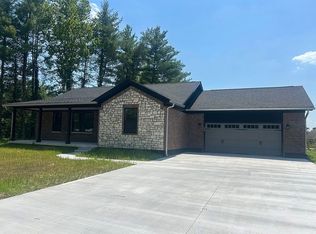 345 N Cress Dr, Pekin, IN 47165