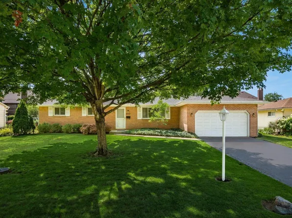 4541 Winterset Dr, Columbus, OH 43220