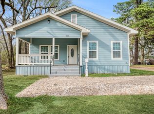 1605 Pine Bluff St, Paris, TX 75460