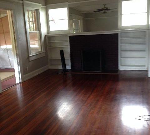 4th image of 2102 W Dekle Ave #2