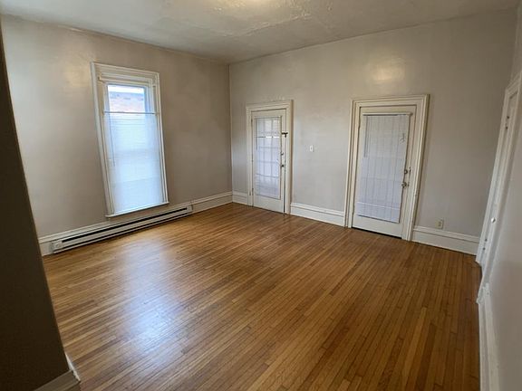 2nd image of 308 N Madriver St APT 2