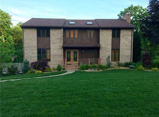 108 Kingsmen Dr, Aliquippa, PA