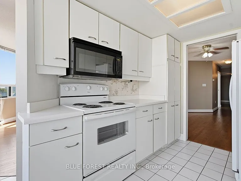 7 Picton St #904 — Photo 18