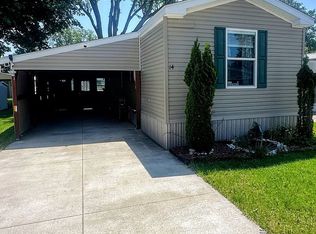 14 Xavier Rd, Clarence, NY 14031