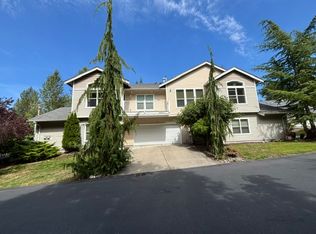 3301 Park Ln, Mount Vernon, WA 98273