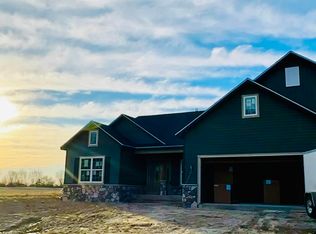 9596 Garman Rd, Leo Cedarville, IN 46765