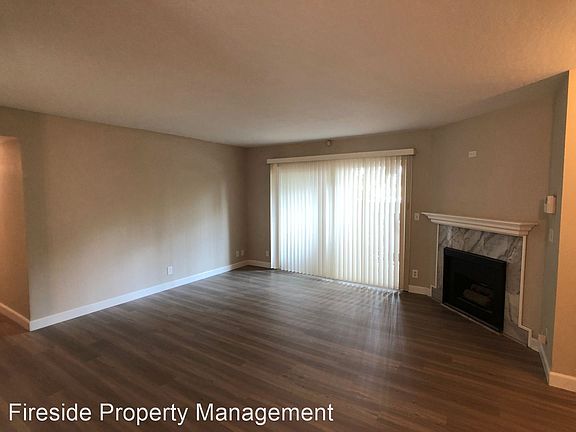 3rd image of 1497 De Rose Way APT 109