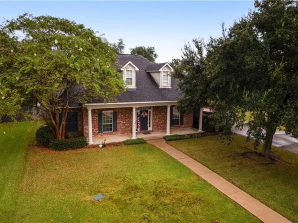 846 Whitfield Dr, Natchitoches, LA 71457