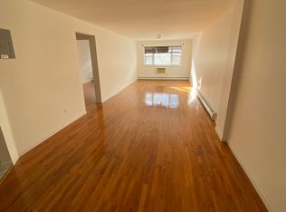 36-16 195th St #1, Flushing, NY 11358