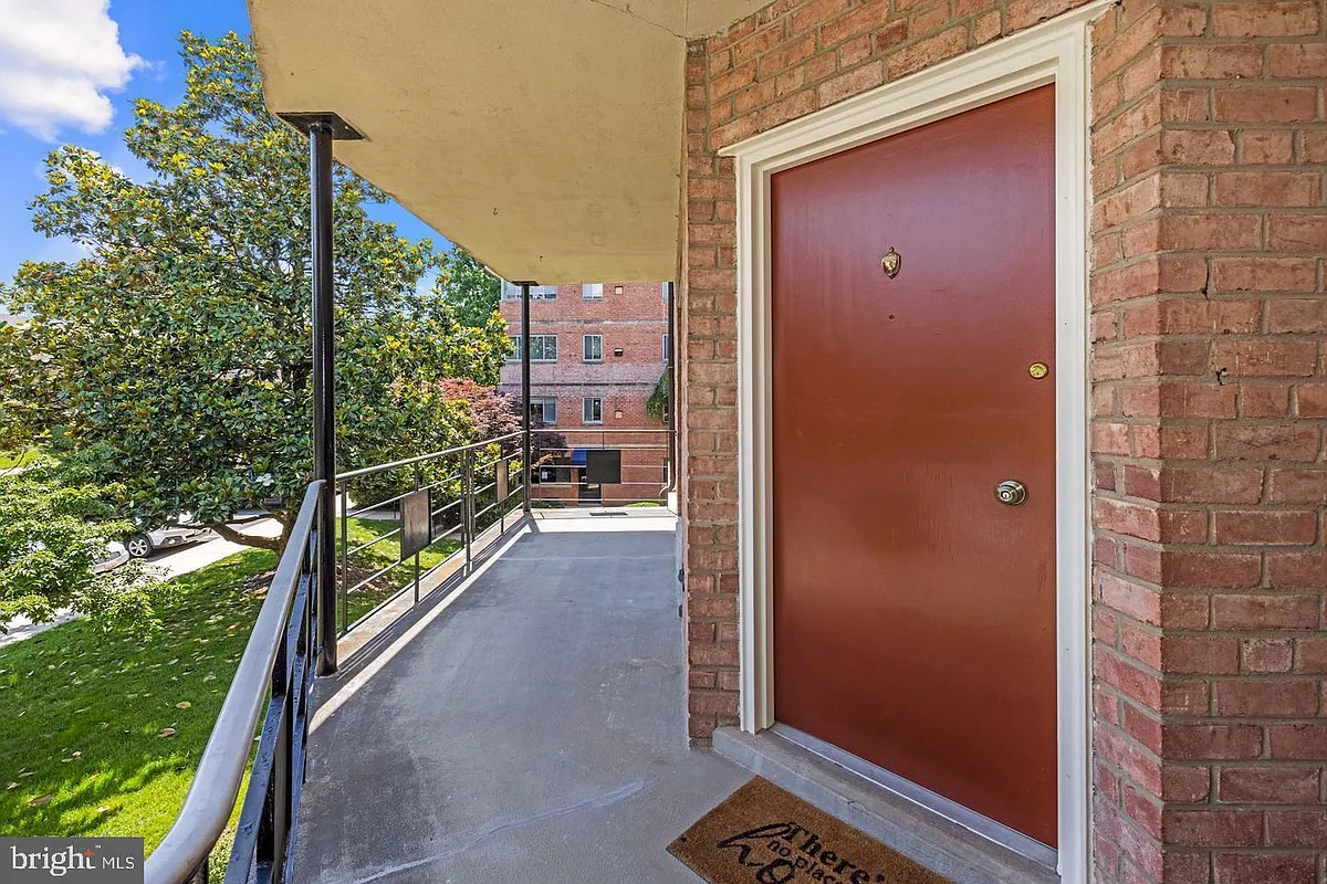 Building Photo - 5007 Sentinel Dr #45