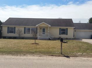 6180 Bonz St, Alanson, MI 49706