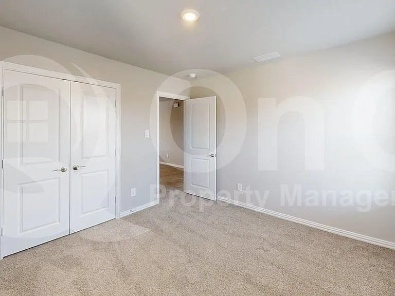 517 Ridgedale Dr — Photo 18