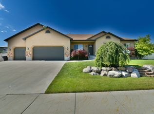 5353 W Little Water Peak Dr, Herriman, UT 84096
