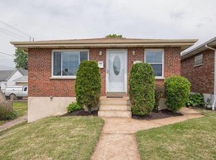 4241 Eichelberger St, Saint Louis, MO 63116
