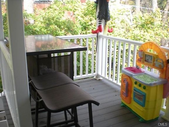 2nd image of 23 Fairview Dr APT 4