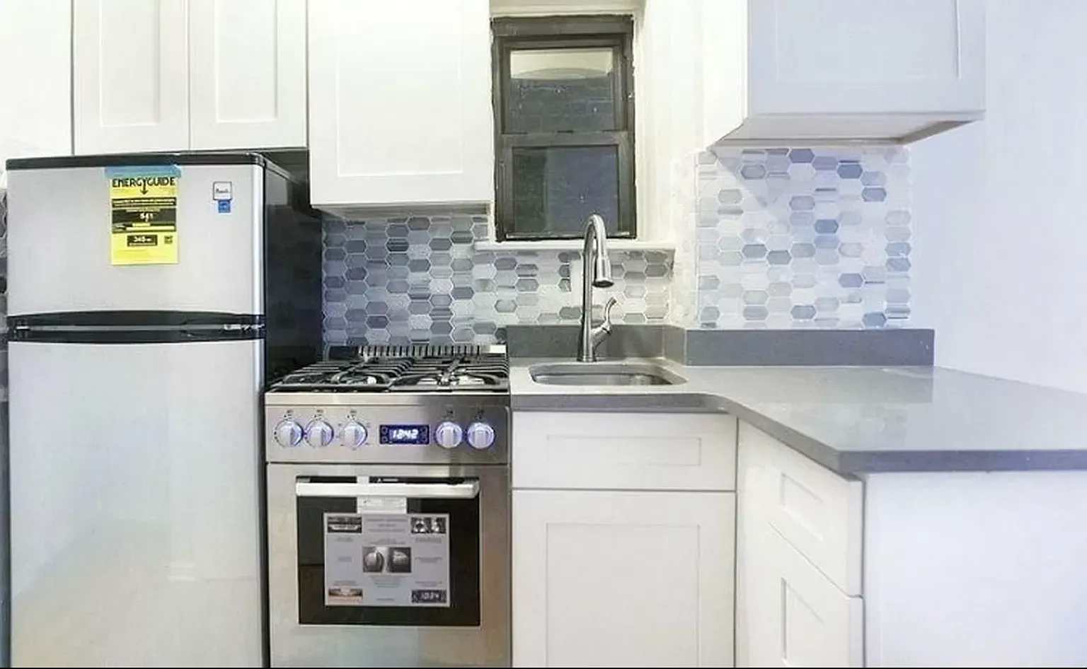 225 East 82nd Street — Photo 2