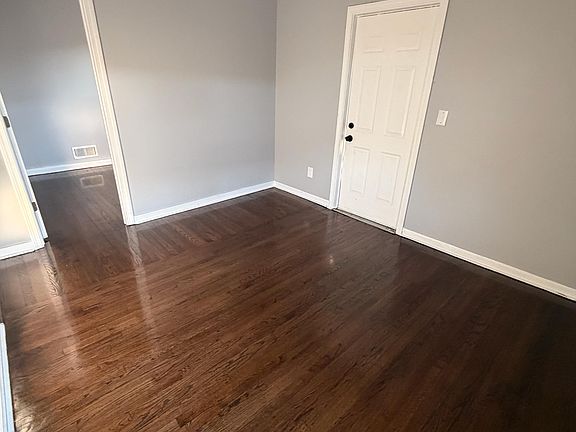 4th image of 30 Ann St #2