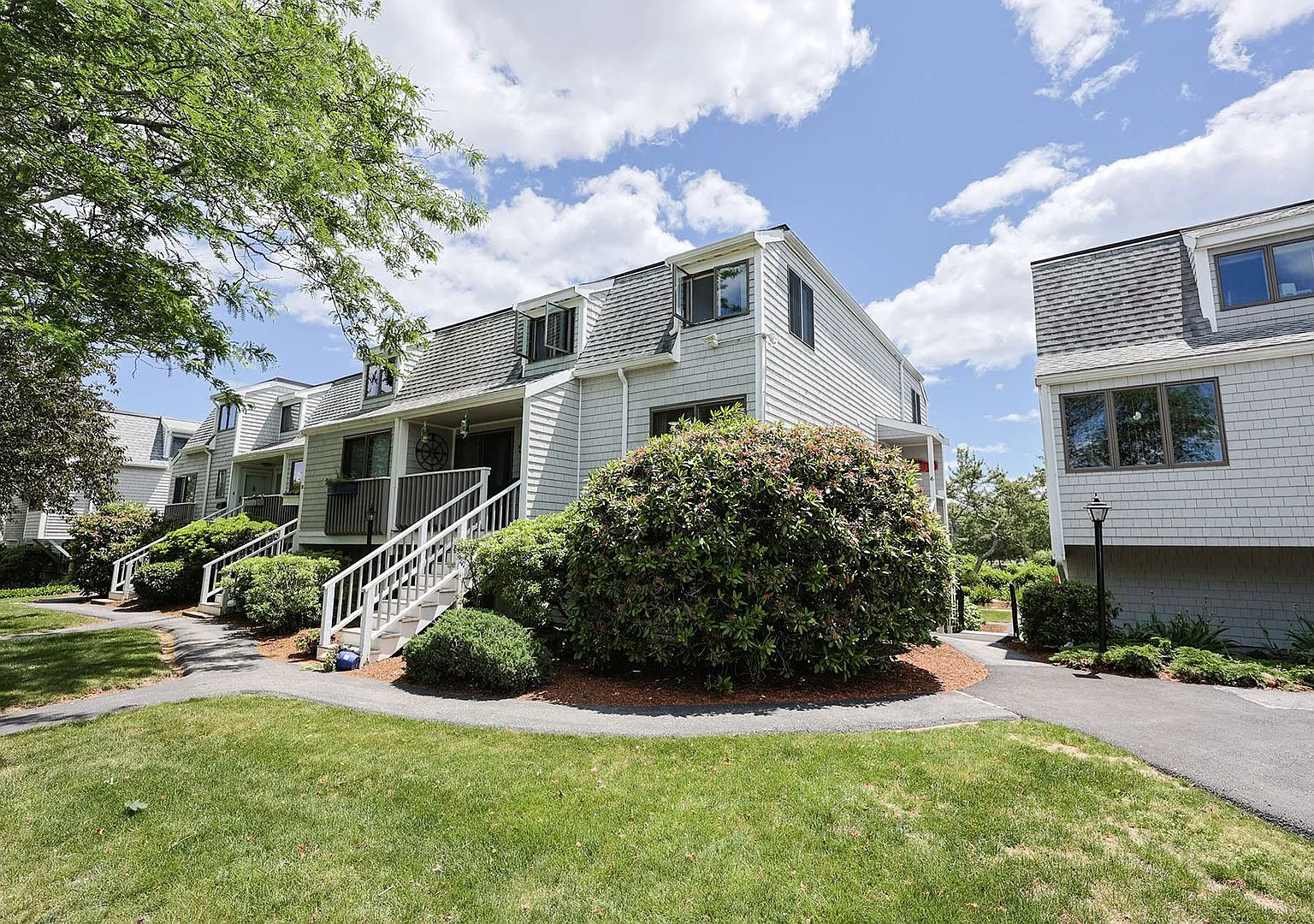 Newly Renovated Winter Rental at the Thorwald Condos — Photo 1