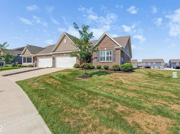 8904 Twain Ln, Indianapolis, IN 46239