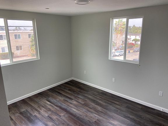 4th image of 12602 S Figueroa St #1-2