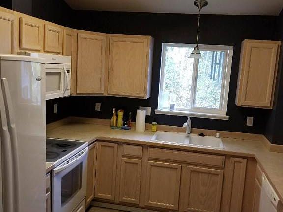 3rd image of 20219 Glacier Park Cir