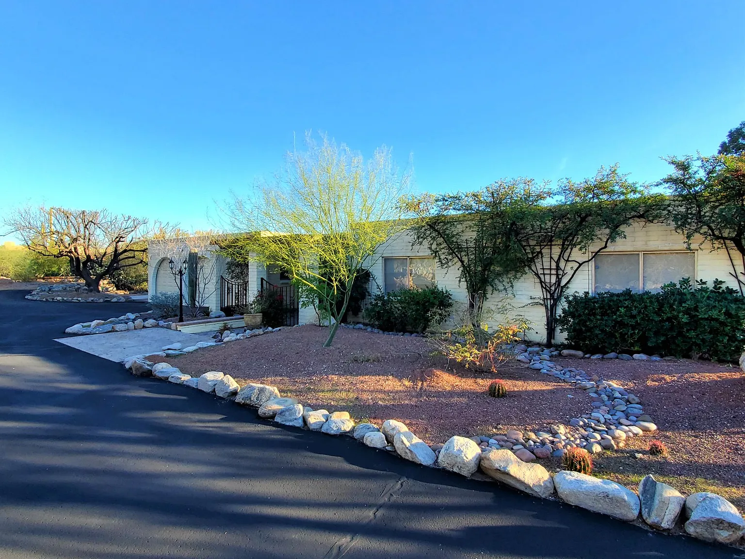 3 bed, 2.5 bath, 2627 sqft, $3,300 — Photo 3