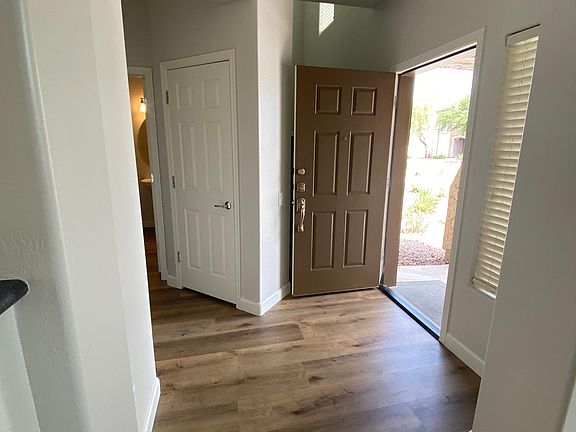 Front Entryway