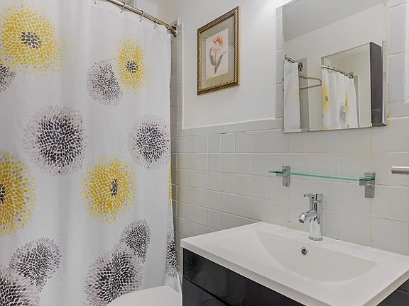 5th image of 2 Tudor City Pl APT 5NS