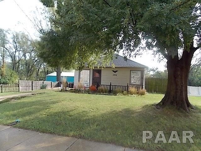 1st image of 1324 E Marietta Ave