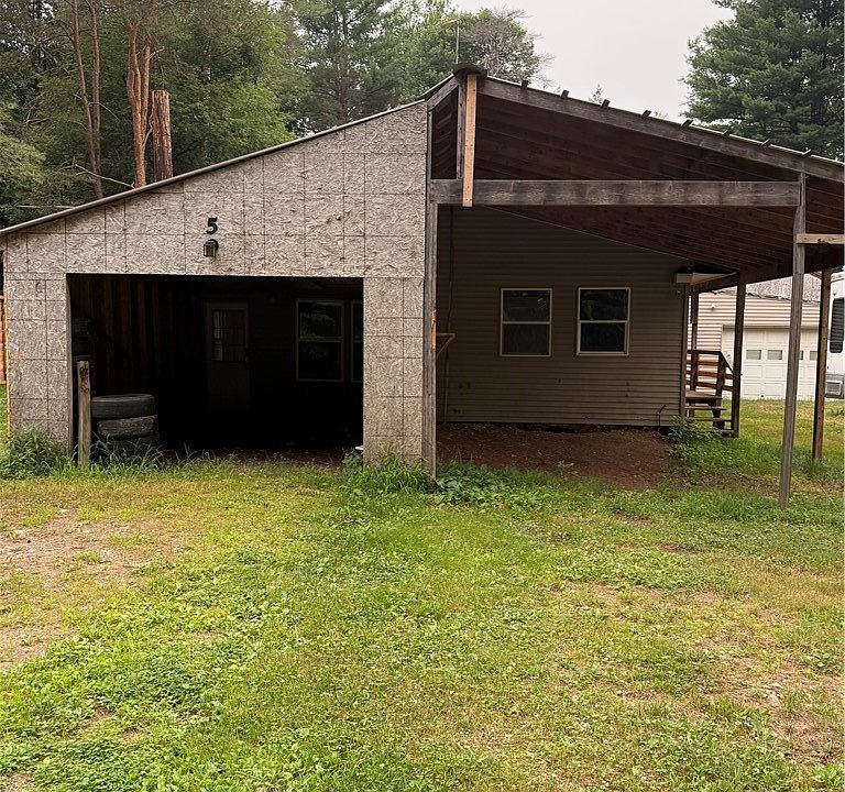 1st image of 5 Pine Grove Dr