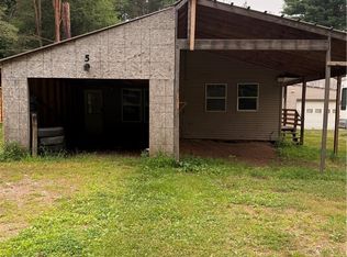 5 Pine Grove Dr, Altmar, NY 13302