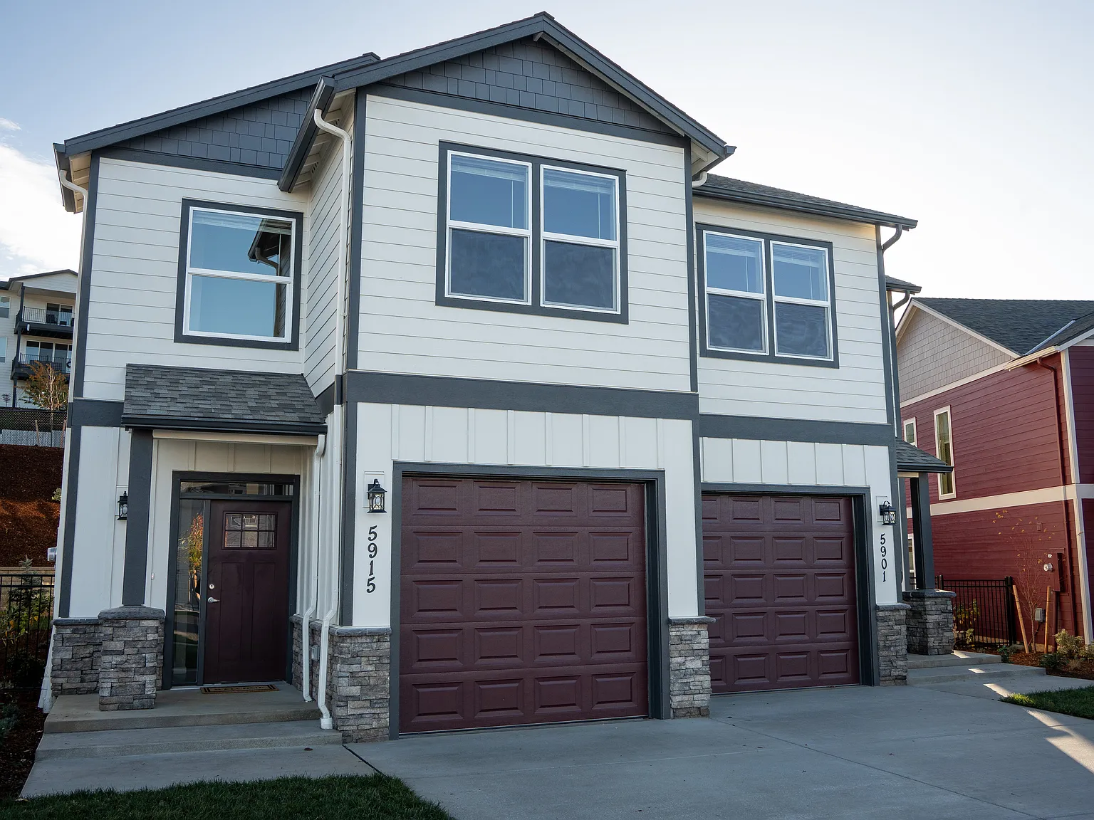 3 bed, 2.5 bath, 1613 sqft, $2,550 — Photo 2