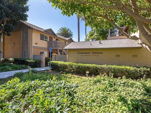 390 Chestnut Ave,Carlsbad CA rentals Carlsbad Shores Apartment Homes Entrance