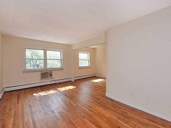 3rd image of 20931 41st Ave