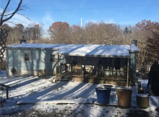 40690 Osbourne Rd, Wellsville, OH 43968