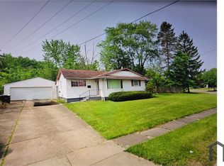 1677 Southern Blvd NW, Warren, OH