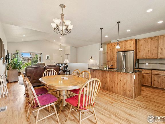 3rd image of 2791 Exmoor Ln