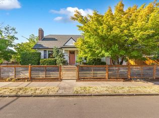 6605 SE Woodward St, Portland, OR 97206