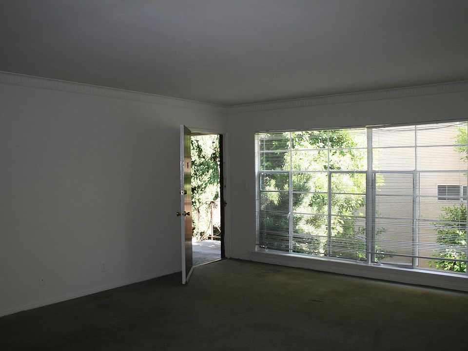 1st image of 550.5 Kelton Ave