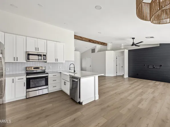 4427 E MEADOW LARK Way, San Tan Valley, AZ 85140