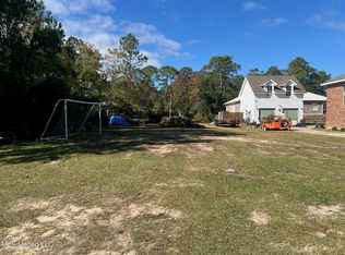 610 Royal Oak Dr, Pass Christian, MS 39571