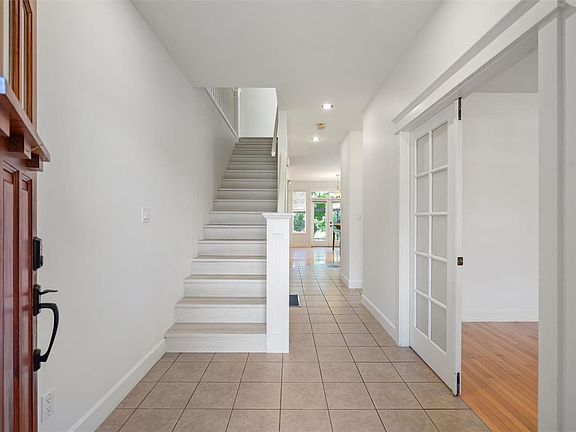 5th image of 192 Lagoon Rd #B